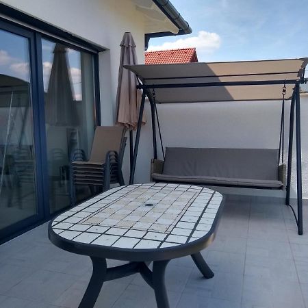 Tandem Apartman Kapolnasnyek Exterior foto